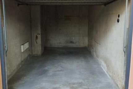 Garagen / Stellplätze Düsseldorf Stadtmitte - 160&euro; | Angebot:25811980