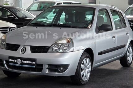 Renault Clio 99.855 km 3.650 &euro; Mönchengladbach 41238
