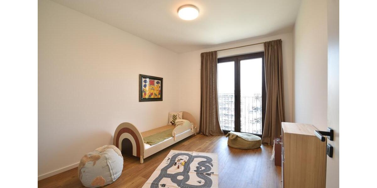 Etagenwohnung Düsseldorf Stadtbezirk 5 - 5 Zimmer, 141 m&sup2;, 2.820&euro; | Angebot:25715715