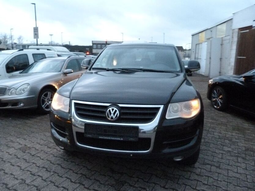 VW Touareg 345.000 km 3.990 € Düsseldorf 40599