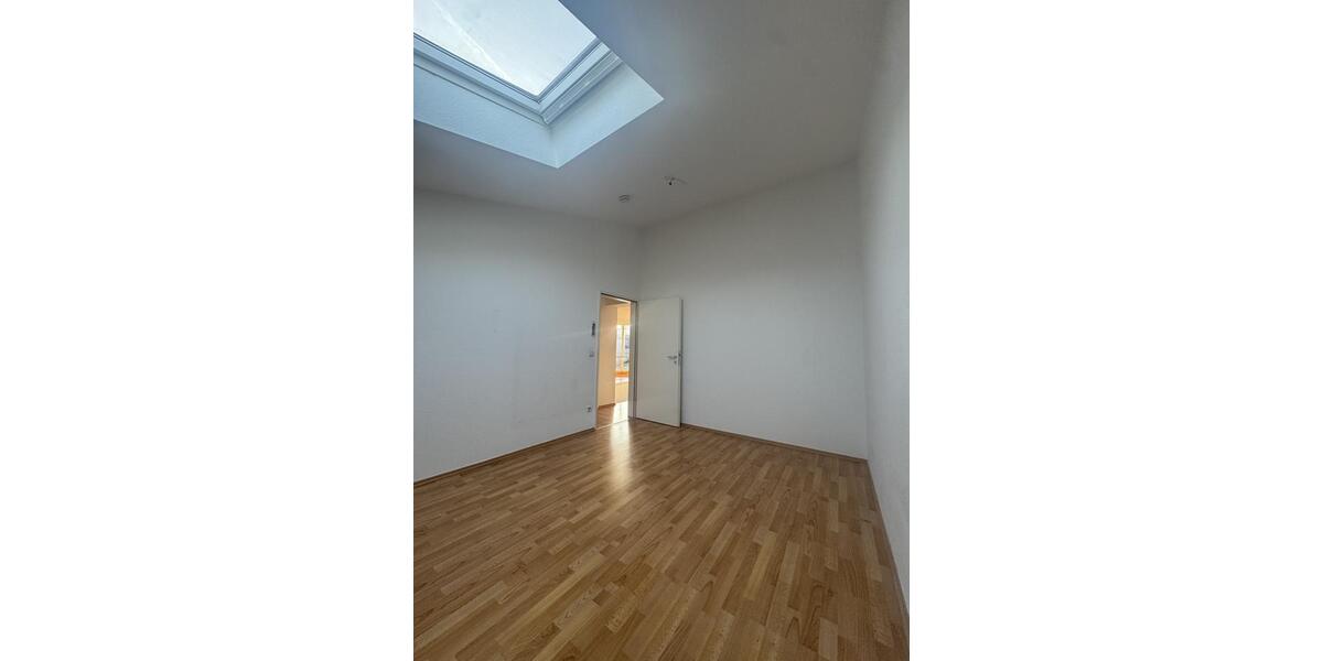 Über den Dächern von Moers: Großzügige Wohnung in der Moerser Innenstadt! 3 zimmer