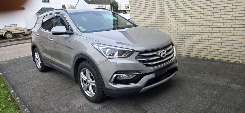 Hyundai SANTA FE 211.300 km 15.750 &euro; Bedburg 50181