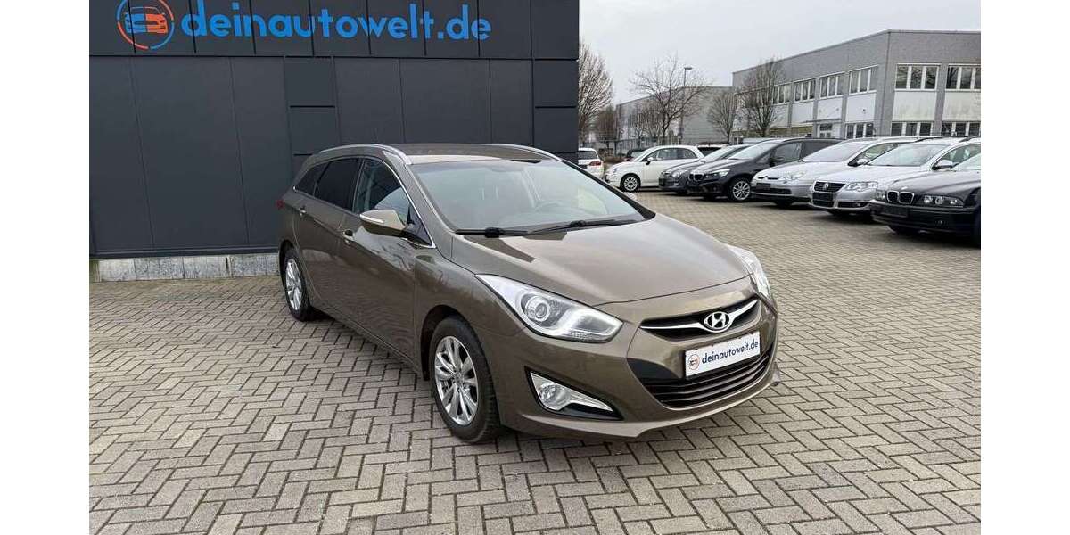 Hyundai i40 98.000 km 8.900 &euro; Dormagen 41540