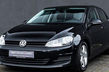 VW Golf 181.000 km 8.500 &euro; Solingen 42655