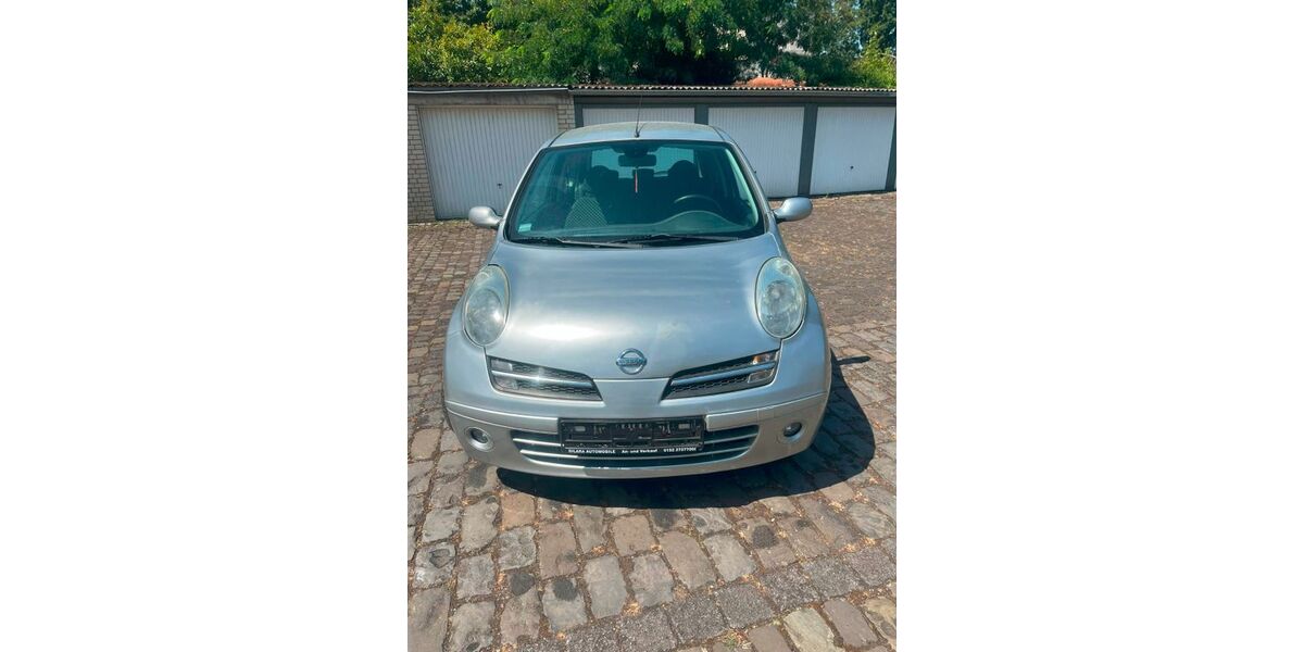 Nissan Micra 110.000 km 3.900 &euro; Düsseldorf 40597