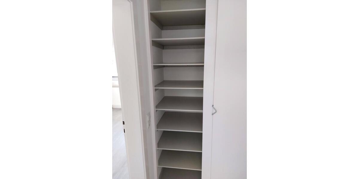 Schöne Dachgeschosswohnung nahe Solingen HbF 3 zimmer