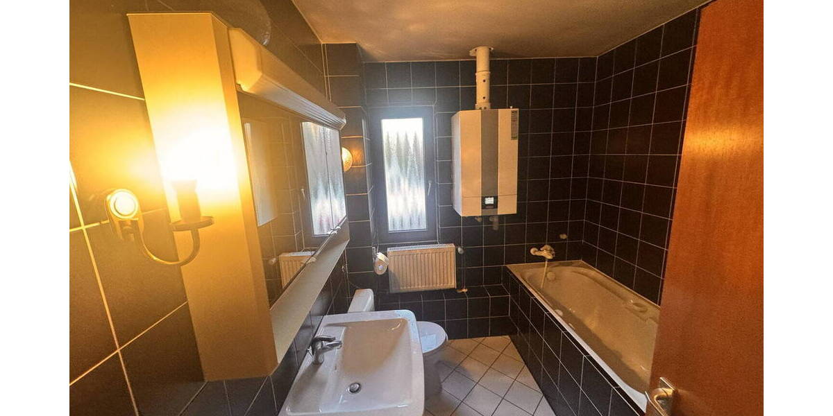 Reihenmittelhaus Düsseldorf Lichtenbroich - 5 Zimmer, 127 m&sup2;, 499.000&euro; | Angebot:26092502