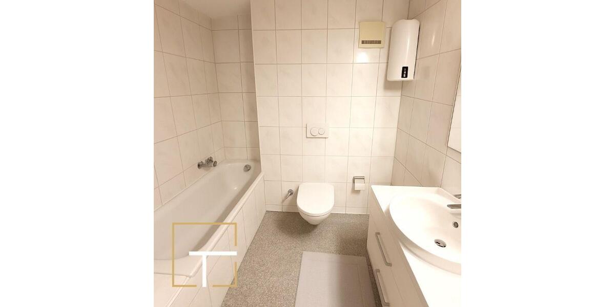 Wohnen wie im Haus: Große Maisonette mit Gartennutzung & Extra-Etage 6 zimmer