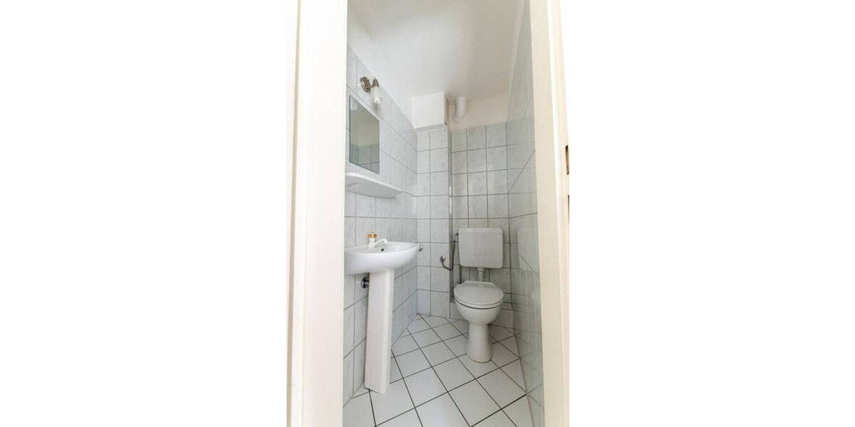 Etagenwohnung Leverkusen Hitdorf - 3 Zimmer, 78 m&sup2;, 219.000&euro; | Angebot:26102921