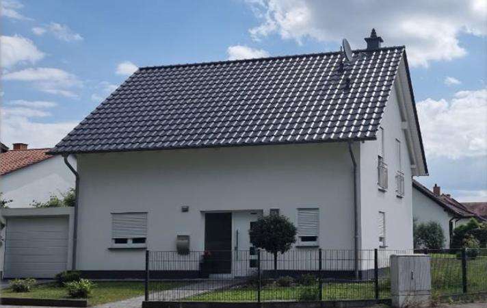 Haus zum Kaufen in Mönchengladbach 550.000 € 120 m²