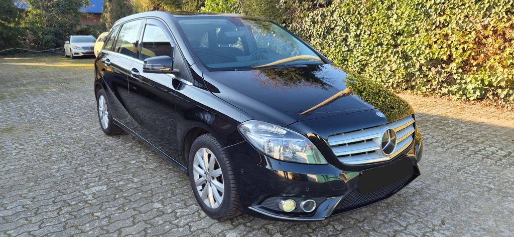 Mercedes-Benz B 180 358.631 km 4.650 &euro; Korschenbroich 41352