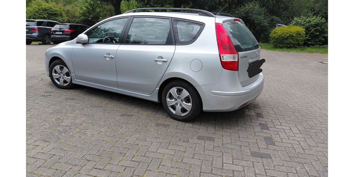 Hyundai i30 172.352 km 2.700 &euro; Willich 47877