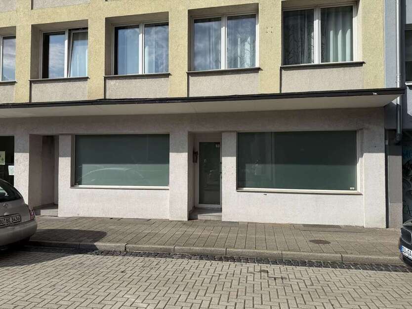 Büro in Duisburg 4.000 € 371 m²
