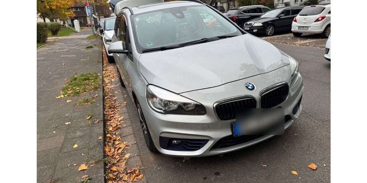 BMW 218 Gran Tourer 215.000 km 9.000 &euro; Duisburg 47226