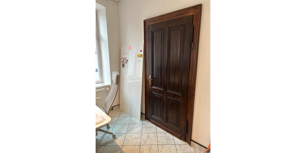 Nachmieter für Büro in Hilden zimmer