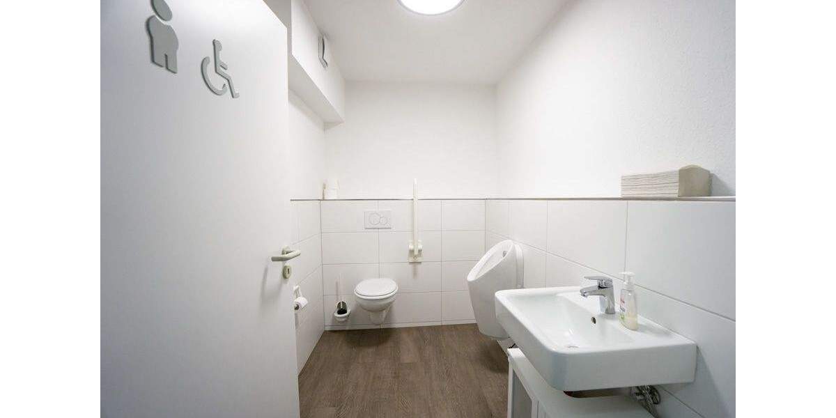 Gewerbeobjekt Krefeld Bockum - 3 Zimmer, 125 m&sup2;, 1.386&euro; | Angebot:25267347