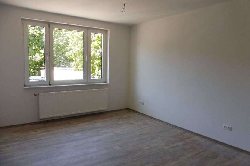 Wohnung zum Mieten in Solingen 450 € 48.08 m²