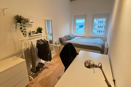 Wohnung Düsseldorf Oberbilk - 1 Zimmer, 13 m&sup2;, 625&euro; | Angebot:26414571