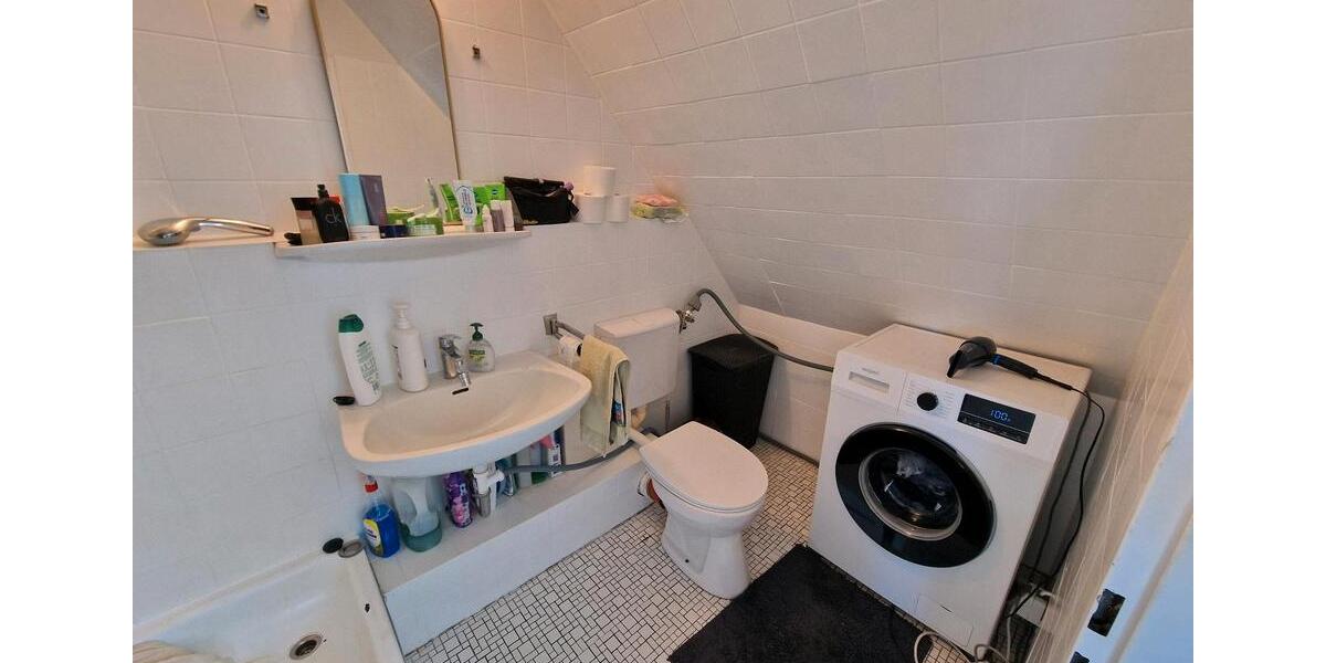 Dachgeschoßwohnung Meerbusch Necklenbroich - 1 Zimmer, 30 m&sup2;, 560&euro; | Angebot:26414532