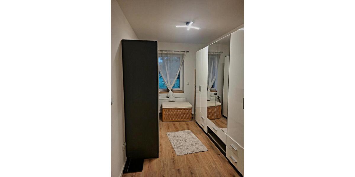 Doppelhaushälfte Mönchengladbach Süd - 6 Zimmer, 170 m&sup2;, 300.000&euro; | Angebot:27096809