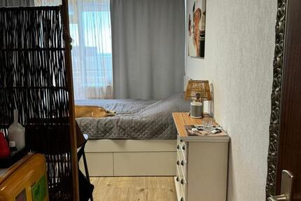 Helle Appartment mit Balkon zum relaxen in Neuss Norf 1 zimmer