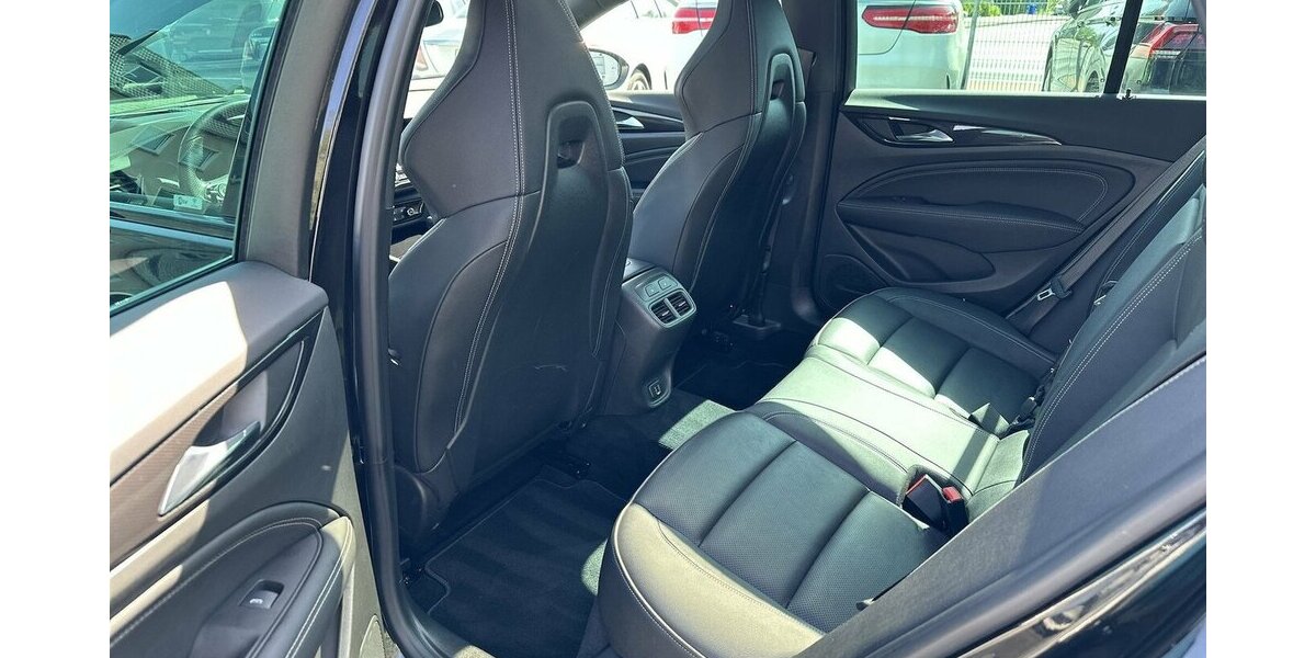 Opel Insignia B Sports Tourer GSi 4x4 / Headup / Pano 140.000 km 11.890 &euro; Mönchengladbach 41066