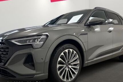 Audi Q8 e-tron 77.065 km 44.900 &euro; Düsseldorf 40233