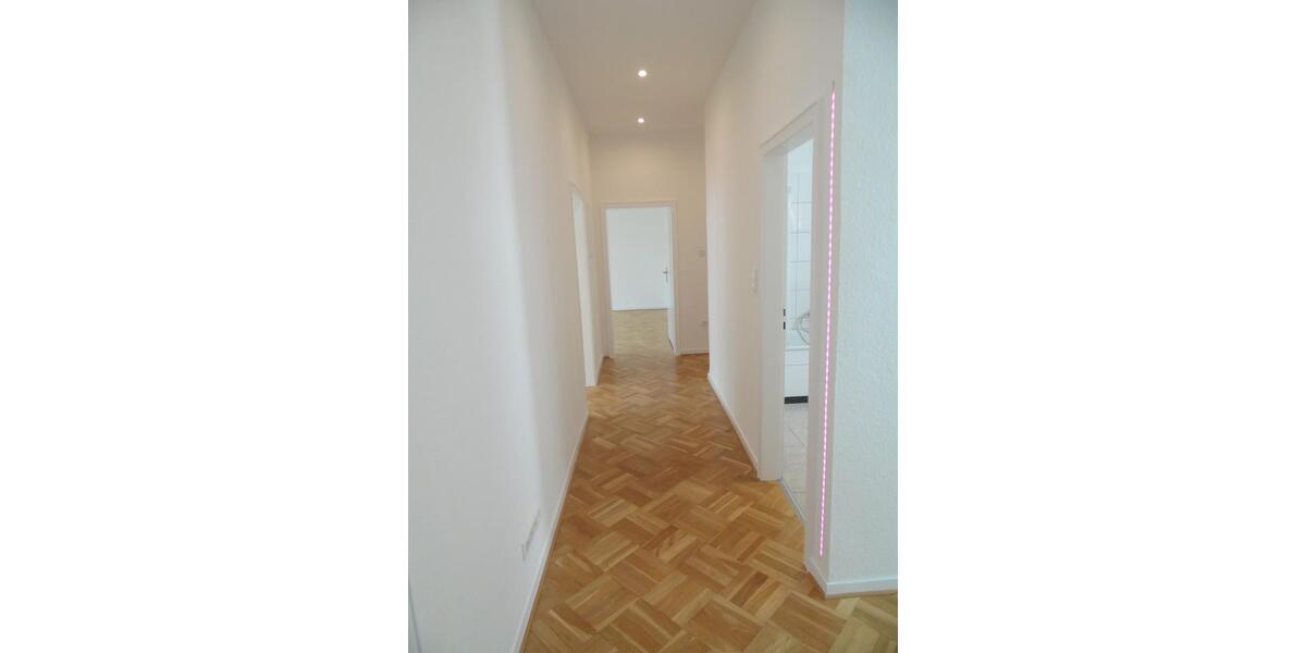 Etagenwohnung Düsseldorf Niederkassel - 3 Zimmer, 97 m&sup2;, 1.750&euro; | Angebot:26431147