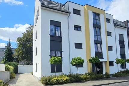 Wohnung Mönchengladbach Ost - 3 Zimmer, 84 m&sup2;, 1.080&euro; | Angebot:27162799