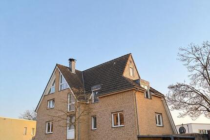 Wohnung Duisburg Angerhausen - 5 Zimmer, 140 m&sup2;, 1.900&euro; | Angebot:26423987