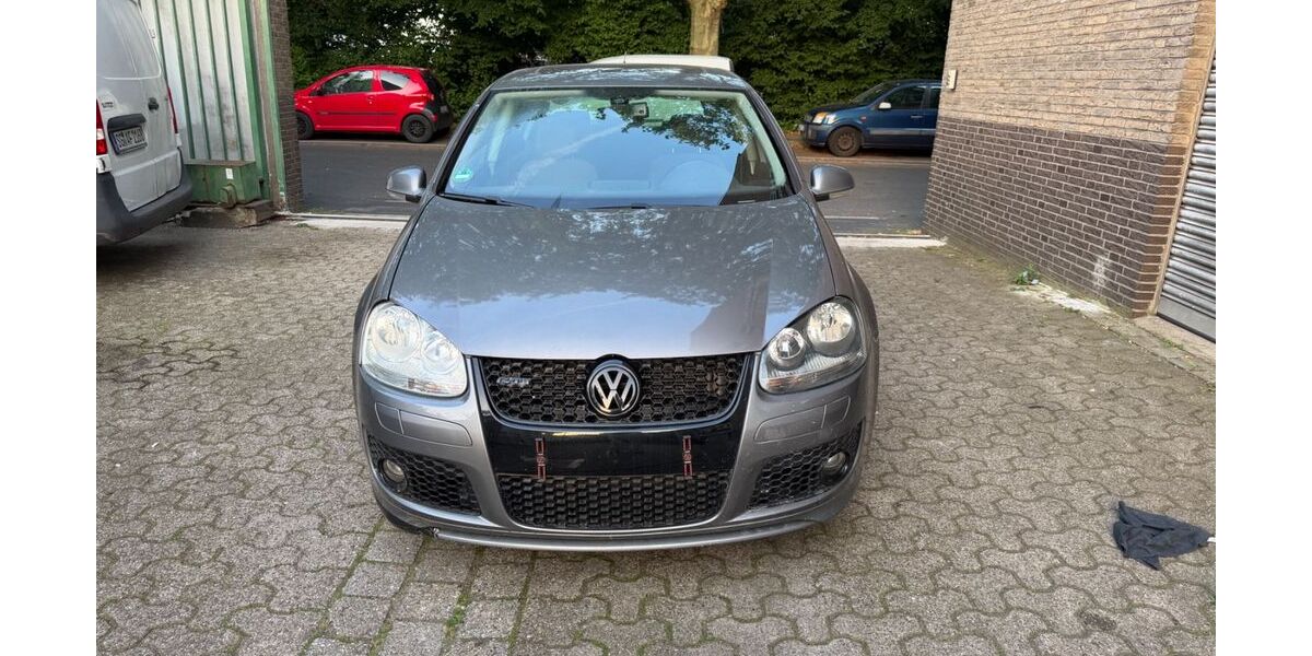 VW Golf 170.000 km 2.999 &euro; Neuss 41460