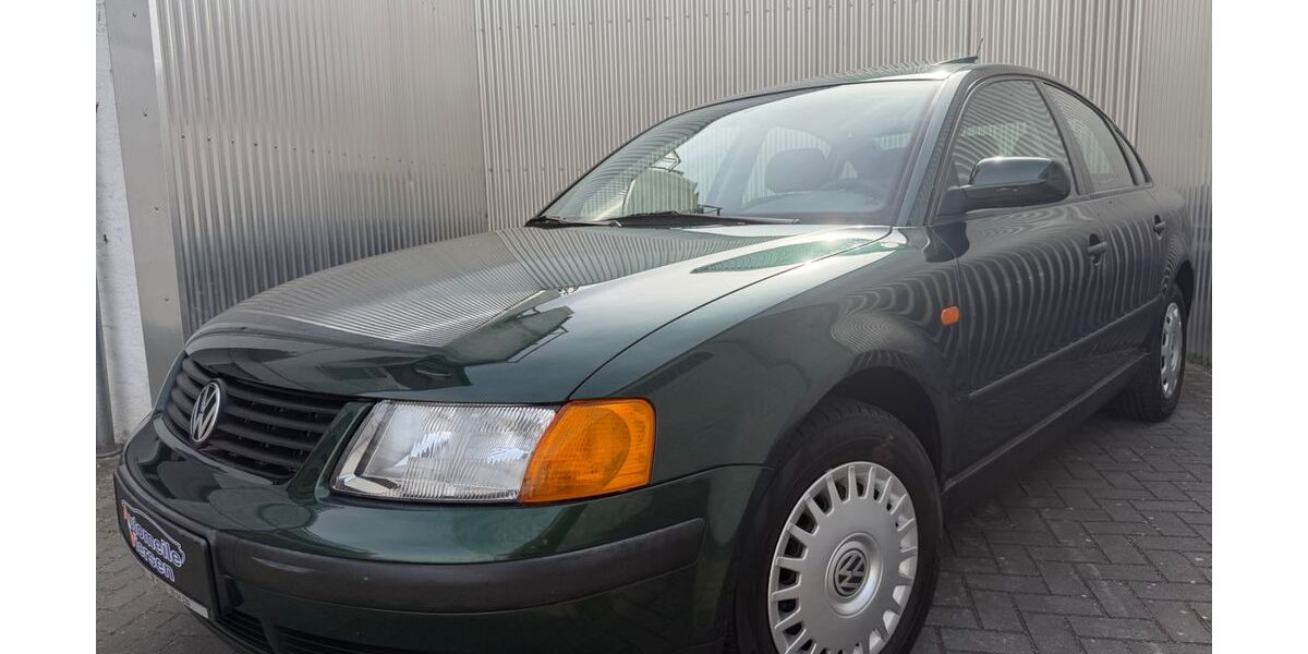 VW Passat 88.000 km 3.990 &euro; Viersen 41748