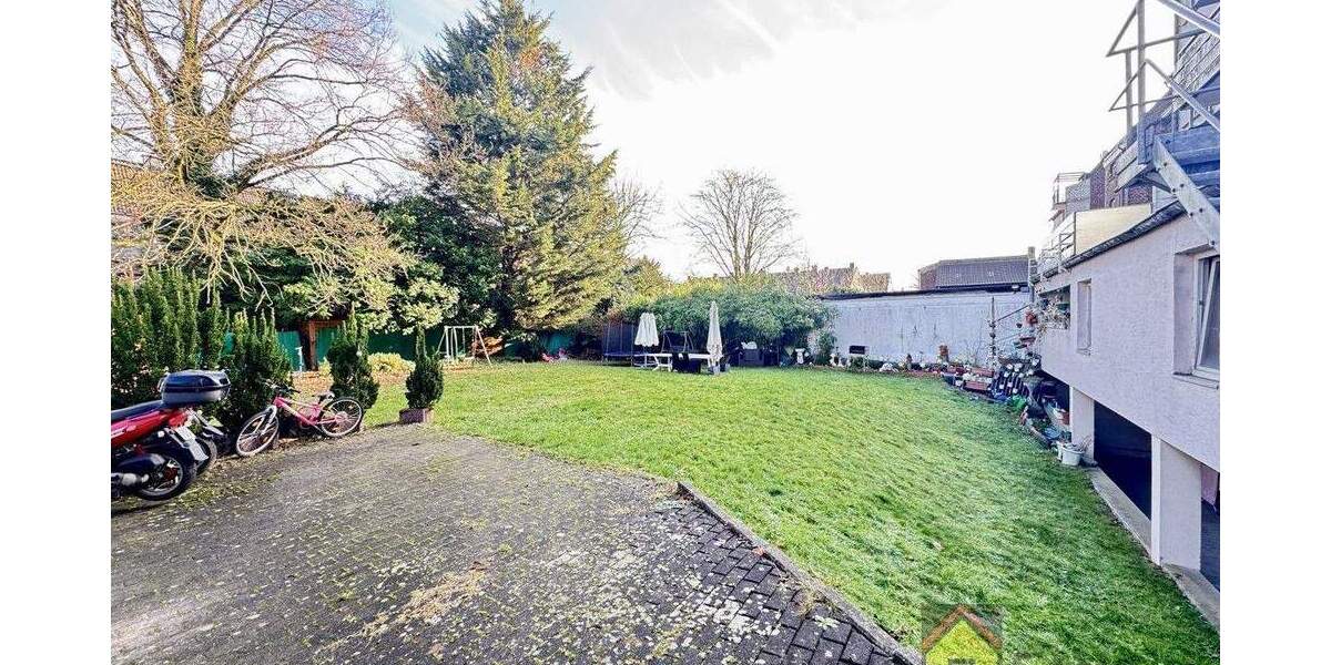 Sonnige Eigentumswohnung mit zwei Balkonen und großer Terrasse in Düsseldorf-Eller 3 zimmer