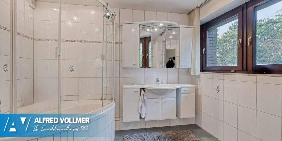 Mehrfamilienhaus, Wohnhaus Wuppertal Elberfeld - 9 Zimmer, 297 m&sup2;, 699.000&euro; | Angebot:25778305