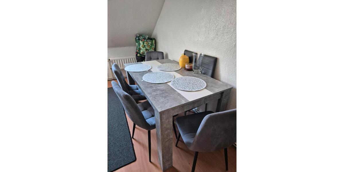 Dachgeschoßwohnung Krefeld Dießem - 2 Zimmer, 50 m&sup2;, 490&euro; | Angebot:25417042