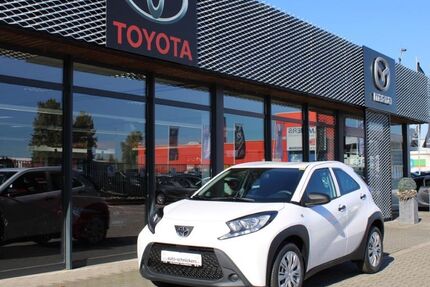 Toyota Aygo (X) 60.192 km 10.990 &euro; Moers 47441