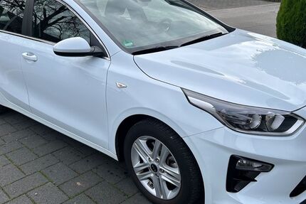 Kia ceed Sportswagon 25.600 km 15.300 &euro; Mönchengladbach 41066