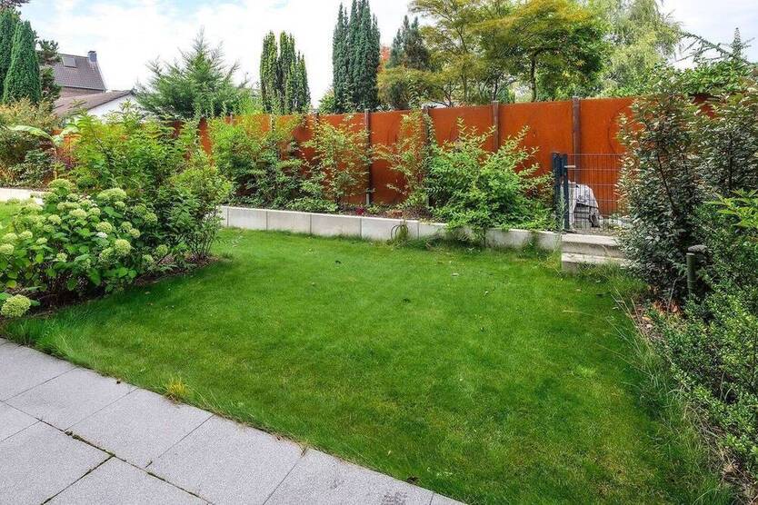 Schicke 2 Zimmer GartenWohnung in ruhiger Wohnlage von Schlebusch!