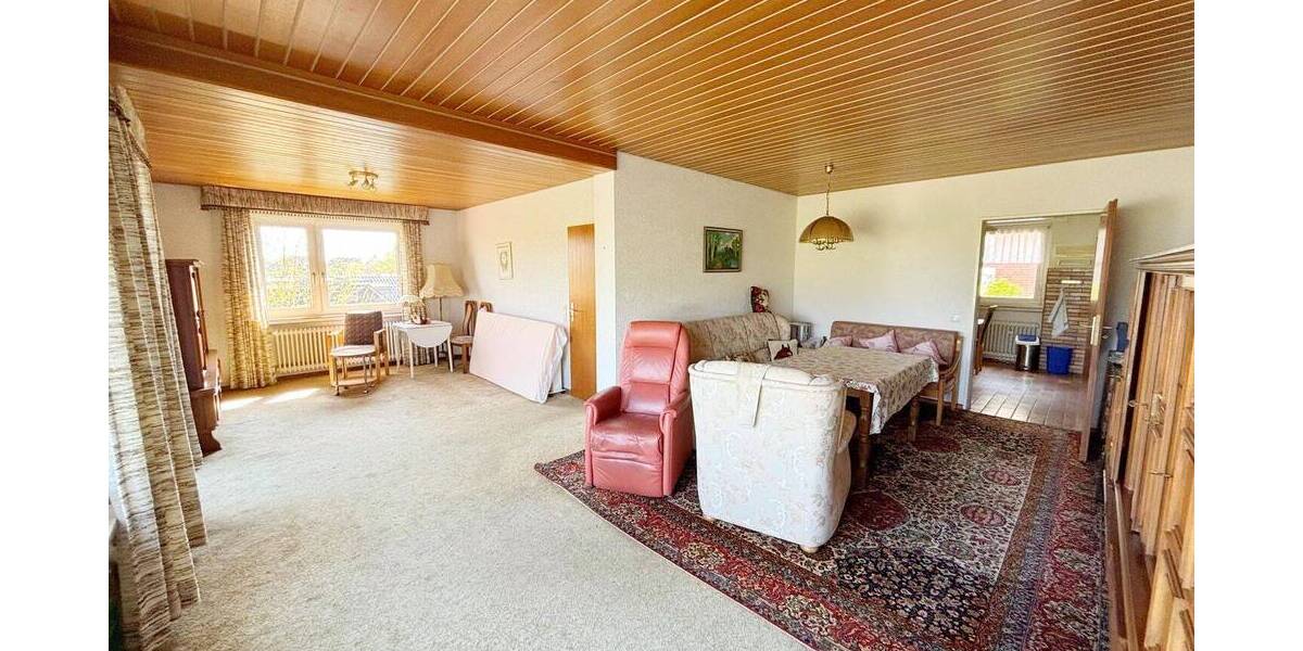 Ländliches Einfamilienhaus im Dornröschenschlaf 4 zimmer