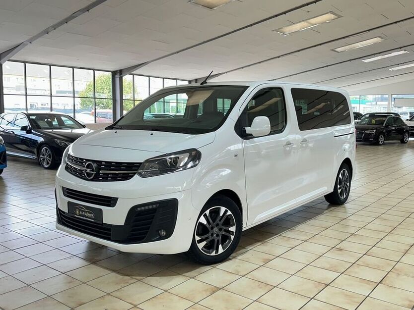 Zafira Life