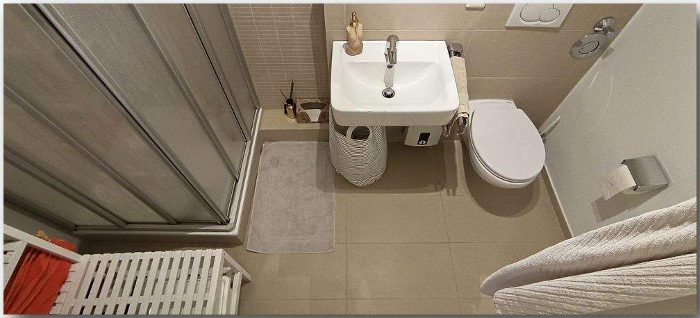 Etagenwohnung Düsseldorf Altstadt - 2 Zimmer, 47 m&sup2;, 980&euro; | Angebot:26107066