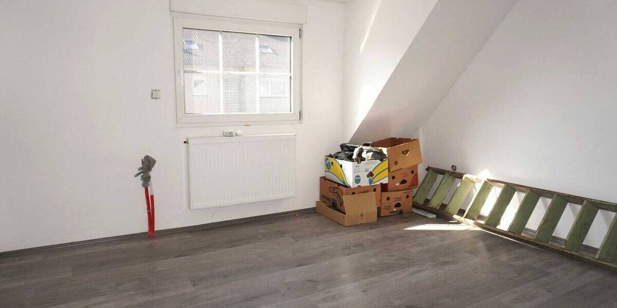 Einfamilienhaus Leverkusen Lützenkirchen - 6 Zimmer, 146 m&sup2;, 459.000&euro; | Angebot:26835148