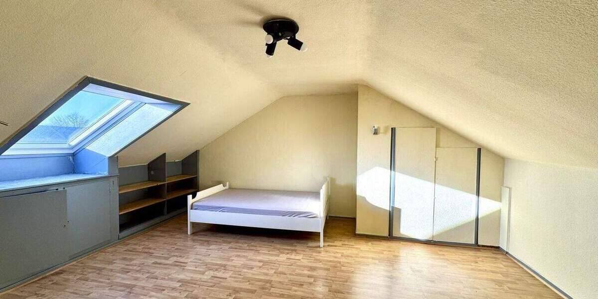 Familienfreundliches Reihenmittelhaus mit Garten und Garage - Raum für Ideen in Erkrath-Hochdahl 6 zimmer