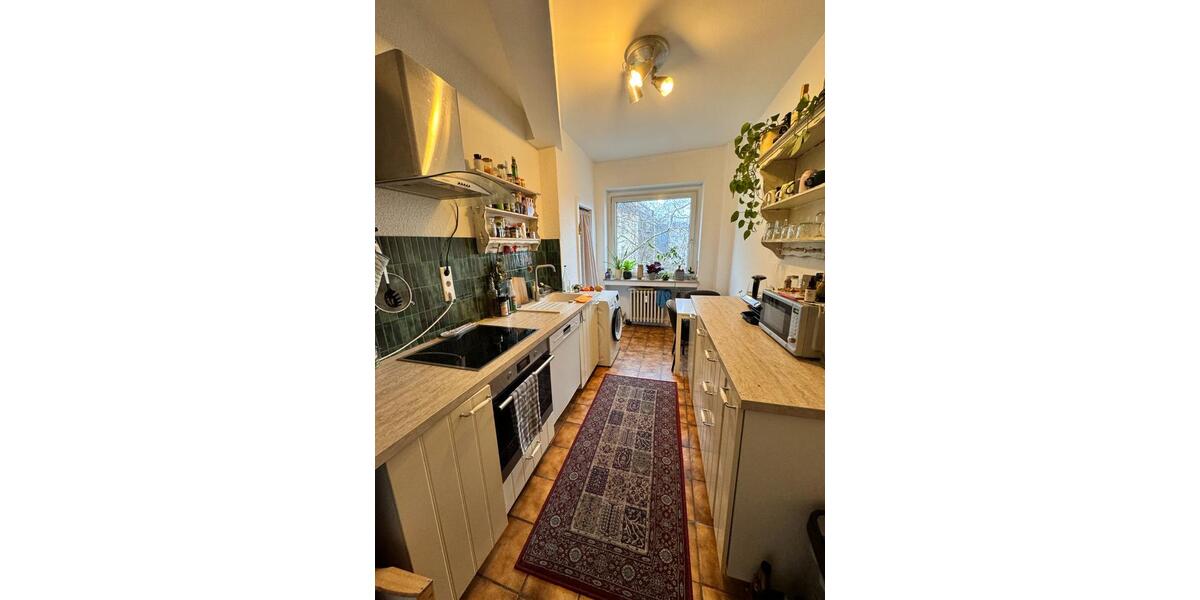 Untermiete: Helle 3-Raum-Wohnung in Düsseldorf mit Ausblick auf B 3 zimmer