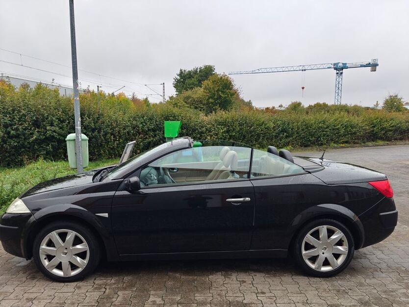 Renault Megane 231.000 km 2.999 € Köln 50827