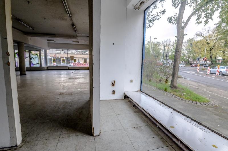 Ladenlokal in attraktiver Ecklage! Grosse Schaufensterfront! zimmer