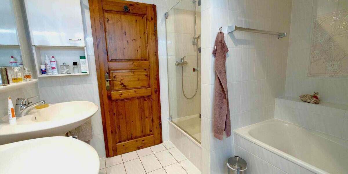 Doppelhaushälfte Neuss Rosellen - 5 Zimmer, 156 m&sup2;, 649.000&euro; | Angebot:25686911