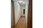 Etagenwohnung Düsseldorf Heerdt - 1 Zimmer, 40 m&sup2;, 1.429&euro; | Angebot:26534217