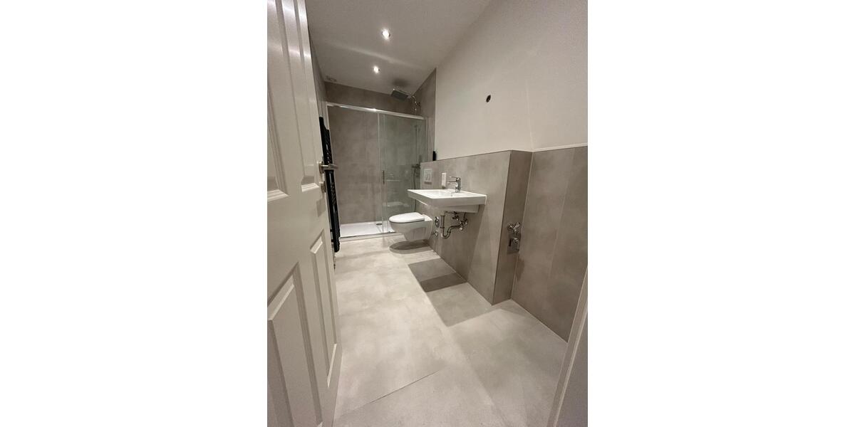 Erdgeschoßwohnung Wuppertal Arrenberg - 2 Zimmer, 68 m&sup2;, 775&euro; | Angebot:25539394