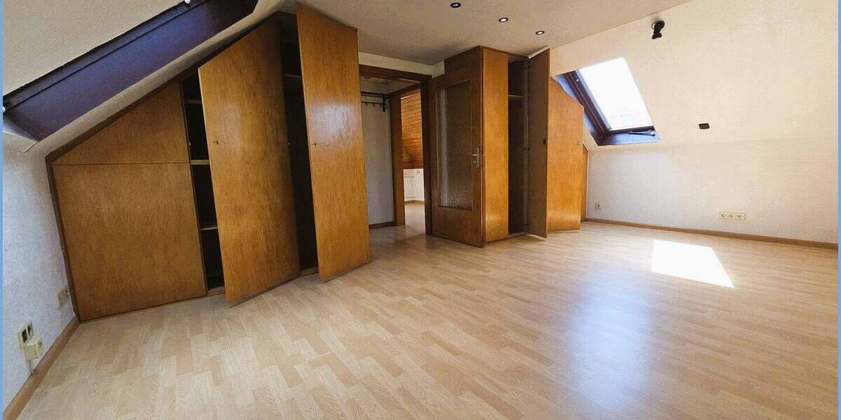 Mehrfamilienhaus, Wohnhaus Pulheim Stommeln - 7 Zimmer, 151 m&sup2;, 500.000&euro; | Angebot:26388955